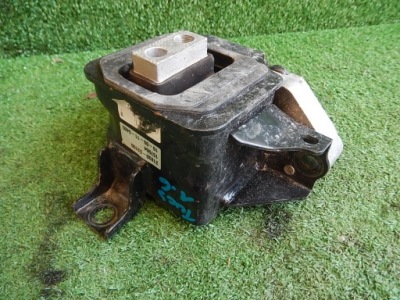 Кронштейн подушка коробки tucson ii 1.6 21830-d3100 фото №1