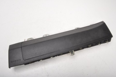 Mercedes w176 подушка колінна a1768600402 фото №1