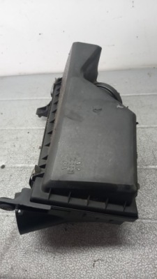 Корпус фильтра воздуха volvo v40 01r 1.9dci фото №1