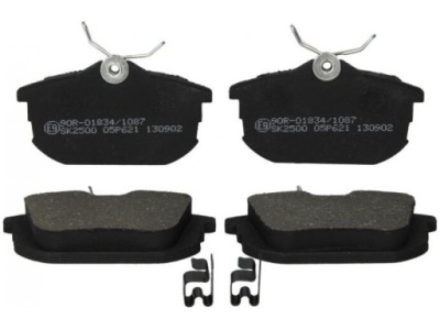 Тормозные колодки тормозные задняя 05p621 lpr mitsubishi carisma фото №1