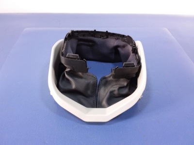 Mercedes c w204 захист колонки керма фото №1