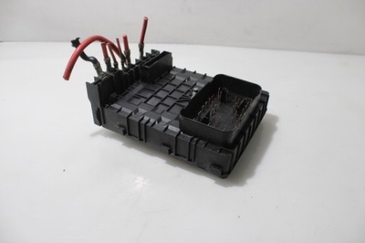 Коробка предохранителей audi a3 8p 1.9tdi фото №1