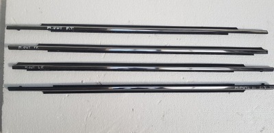 Молдинг ущільнювач права ліва перед задня mitshubishi outlander iii lift фото №1