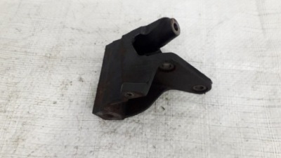 Кронштейн кронштейн генератора audi a4 b6 3.0 v6 asn фото №1