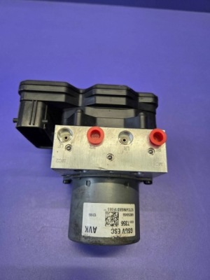 Насос abs opel mokka 95367356 фото №1