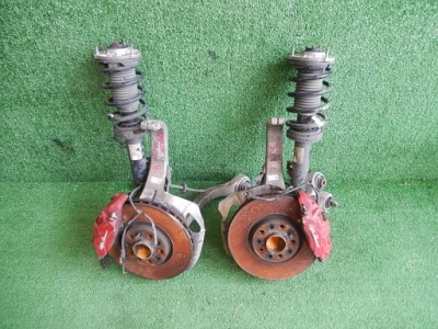 Поворотный кулак рычаги амортизатор giulia 2.2 mj 2wd правая фото №1