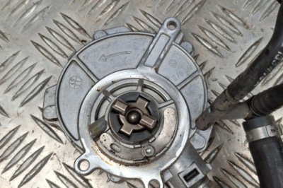 Насос вакуумный audi a4 8k2, b8 06f145100r 2009 фото №1