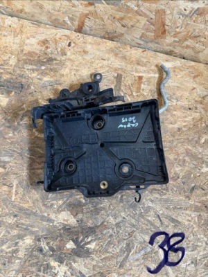 Основа акумулятор / кронштейн акумулятор renault captur фото №1