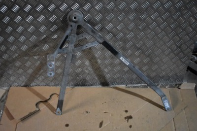 Idealna распорка задняя правая bmw f80 f82 1 фото №1