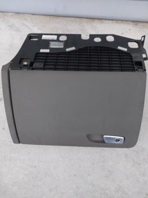 Audi q5 8r бардачок пассажира 8r1857035d фото №1