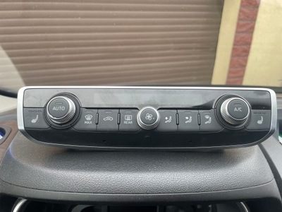 Панель керування кондиціонер audi 8v0820043d фото №1