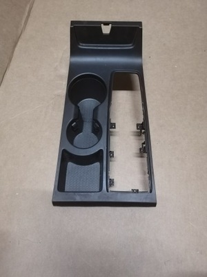 Tucson ii захист тунель бардачок чашки 84651-d7000 фото №1