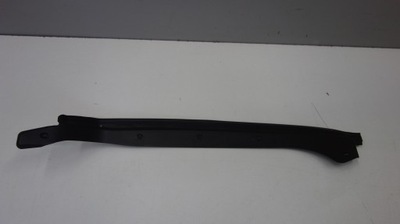 Volvo v40 прокладка вертикальна двері 31298958 фото №1