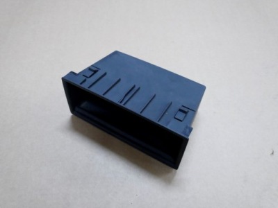 Audi q7 4l бардачок полка 4l0863351 фото №1