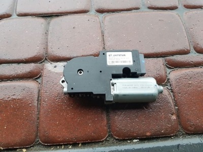 Моторчик люк kombi opel insignia 13389361 фото №1