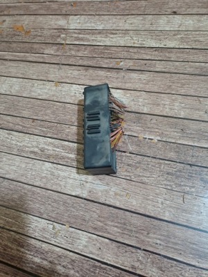 Коробка з кабелі bmw e65 фото №1