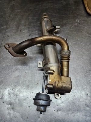 Радиатор выхлопных газов 2.0 tdi cah a4 a5 03l131512ah фото №1