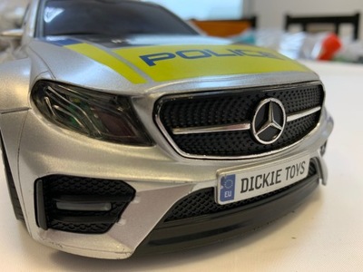 Pojazd policyjny Mercedes E43 AMG Dickie Toys