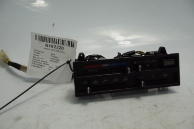 Панель кондиціонера toyota corolla e10 фото №1