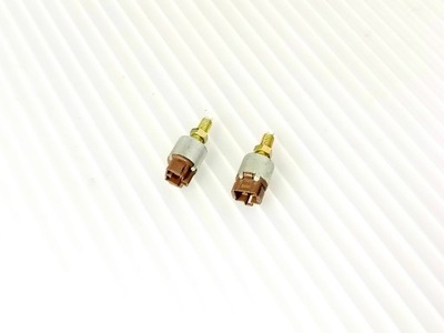 Lexus is200 датчик света стоп оригинальный номер фото №1