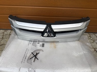 Решётка радиатора решётка радиатора бампера mitsubishi l200 фото №1