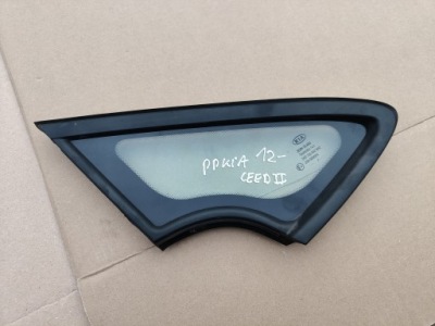 Скло бічна правий перед 12-16 kia ceed ii kombi фото №1