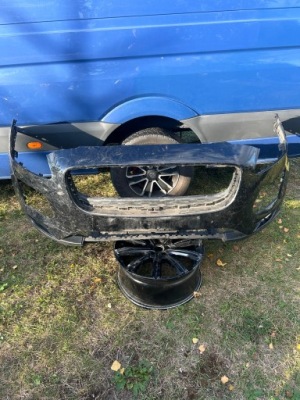 Jaguar e-pace бампер передній перед чорний фото №1