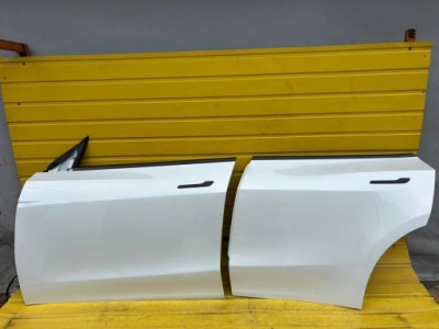 Tesla model y дверь перед задняя левое ideał ppsw 2024r. фото №1