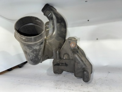 Резонатор повітря honda civic viii 2.0 ufo typer type-r fn2 повітрозабірник type-r фото №1