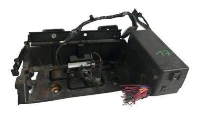 Коробка запобіжників основа lancia thema 11- фото №1