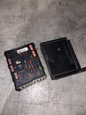 Коробка запобіжників 3c0937125 vw passat b6 фото №1