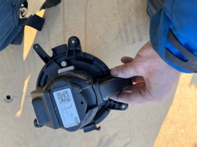 Вентилятор expert jumpy proacy scudo 3 2016-2021 европа вентилятор фото №1