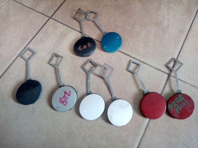 Заглушка бампера фаркоп перед peugeot 208 oryg # фото №1