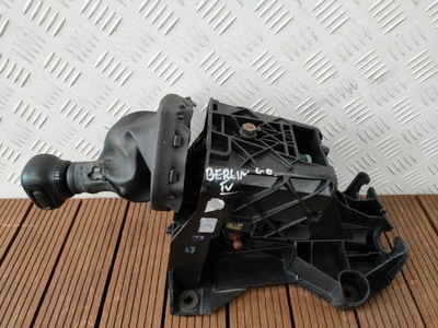 Combo e rifter berlingo iv 18-22 1.5 blue hdi вибірник перемикання передач фото №1