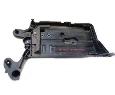 Vw golf vii - основание аккумулятор 5q0915321h фото №1