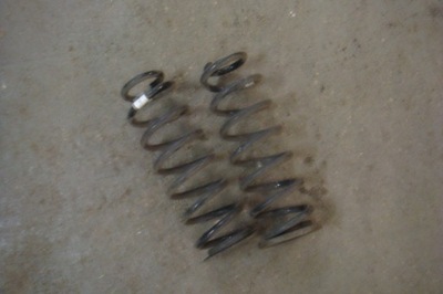 Audi a3 8v пружина задняя задняя левая правая фото №1