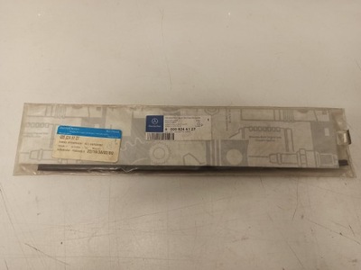 Гумовий елемент двірники mercedes vito w638 a0008246127 aso фото №1