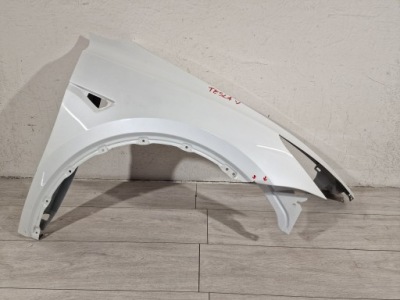 Tesla y крила правий передній перед фото №1