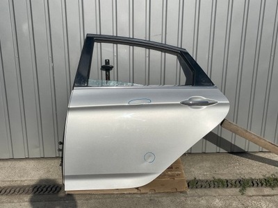 Hyundai i40 sedan двері задні ліва сріблясті фото №1