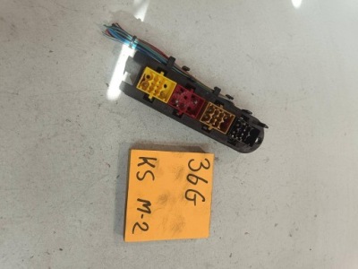 Реле audi a4 s4 b5 8d фото №1