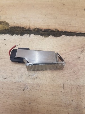 Лампа освещение салона volvo 850 фото №1