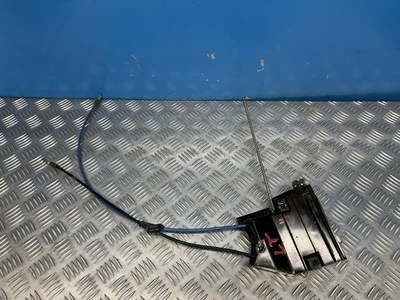 Toyota sienna ii 04-10 замок двері лівий задня фото №1