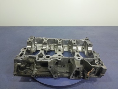 Lexus is 2 2.2 d-cat 2adfhv картер поддон масляная pół блок рамка двигателя фото №1