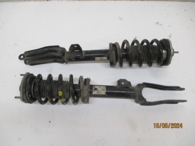 Амортизатор амортизатор maserati grecale 2,0hyb 670293702 670293703 фото №1