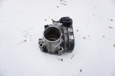 Дросельна заслінка 8200330810-e renault trafic 2 ii 2.0 dci фото №1