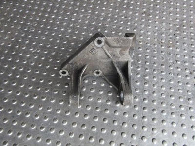 Frontera a 2.3td 92-95 кронштейн кронштейн генератора фото №1