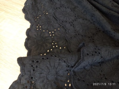 Tkanina bawełna haftowana włoska KUPON 1,30 mb