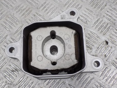 Bmw ix1 u11 подушка двигателя левая 8871445 фото №1