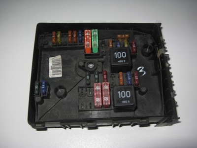 Коробка предохранителей audi a3 8p фото №1