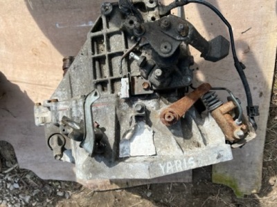 Toyota yaris ii 2007r 1.3b коробка передач передач фото №1
